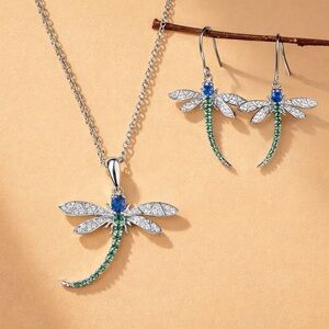 Dragonfly Emerald Crystal Necklace with Matching Earrings